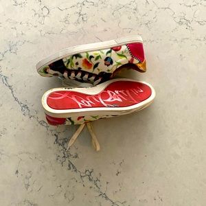 Louboutin sneaker size 8